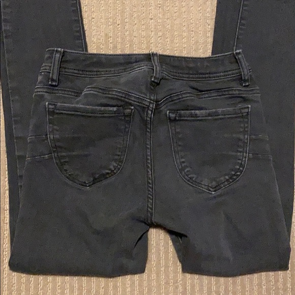 Black ‘Butt Lift” skinny jeans size 24 - Picture 6 of 6